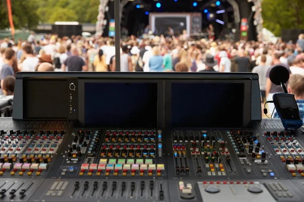 Boost Efficiency with Long-Term Audio Visual Leasing