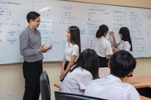 The Ultimate Guide to Top Physics Tuition in Singapore