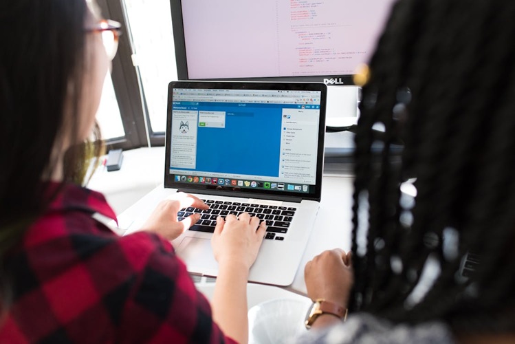 How to Maximize Outreach to Potential Customers