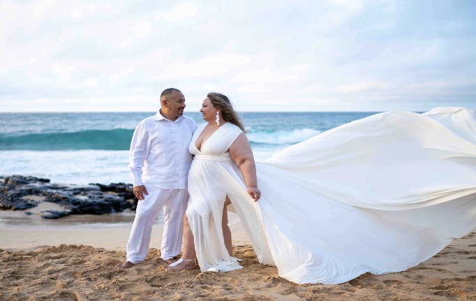 Creative Portrait Photography in Oahu: Trends to Try in 2025 From Flying Dresses to Cinematic Styles