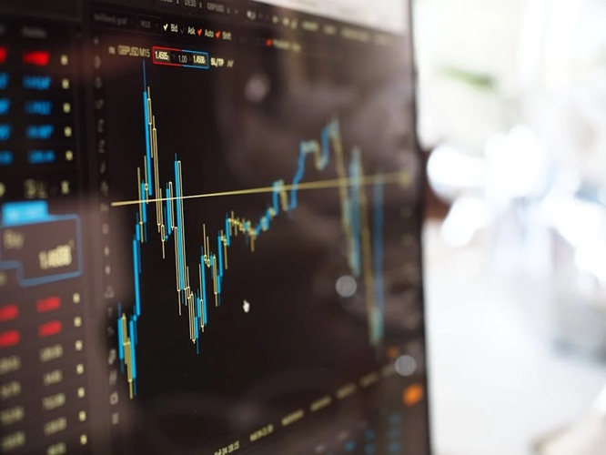 Top 5 Strategies for Consistent Trading Returns