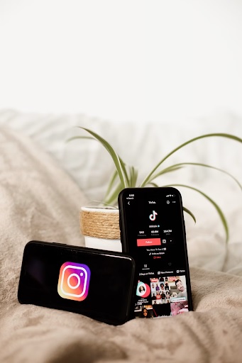 Social Media Creators Use AI Images to Grow